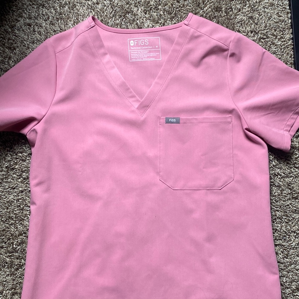 Figs Catarina scrub top